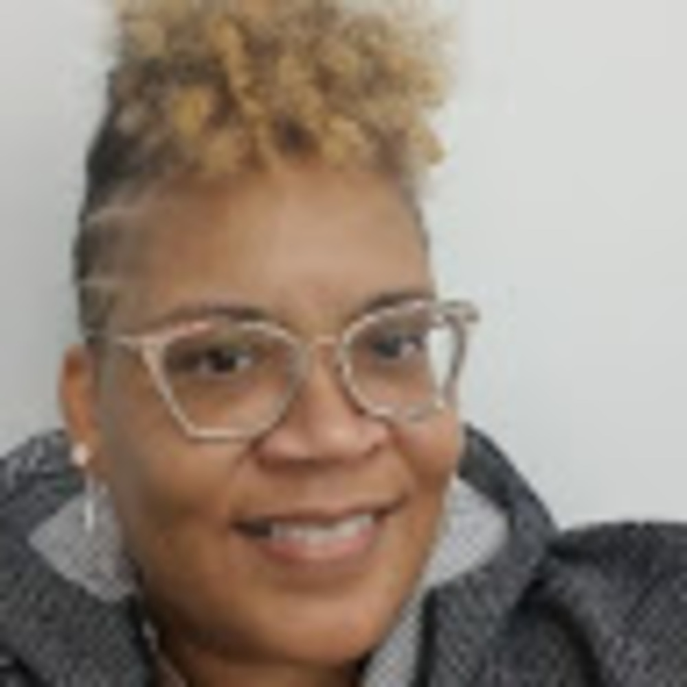 Meet your Posher, Bella